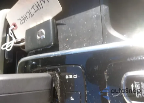 2022 Volvo V90 Cross Country B6 z USA, uszkodzony, nr VIN YV4062NL1N1148573